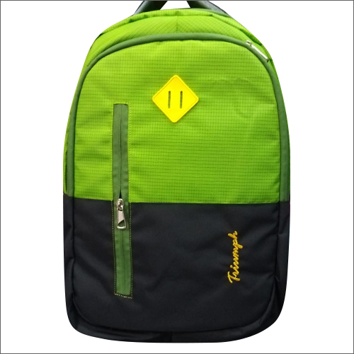 विभिन्न रंगों के ट्रायम्फ कैज़ुअल बैकपैक में उपलब्ध