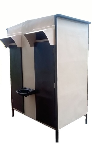 आउटडोर प्लेग्राउंड एफआरपी डबल टॉयलेट