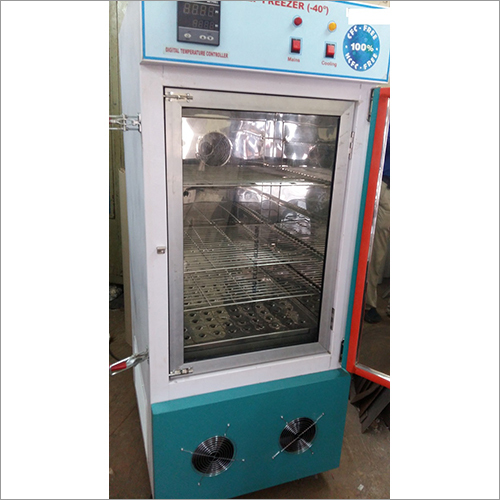 Laboratory Deep Freezer Size: 41x32x32 Inches