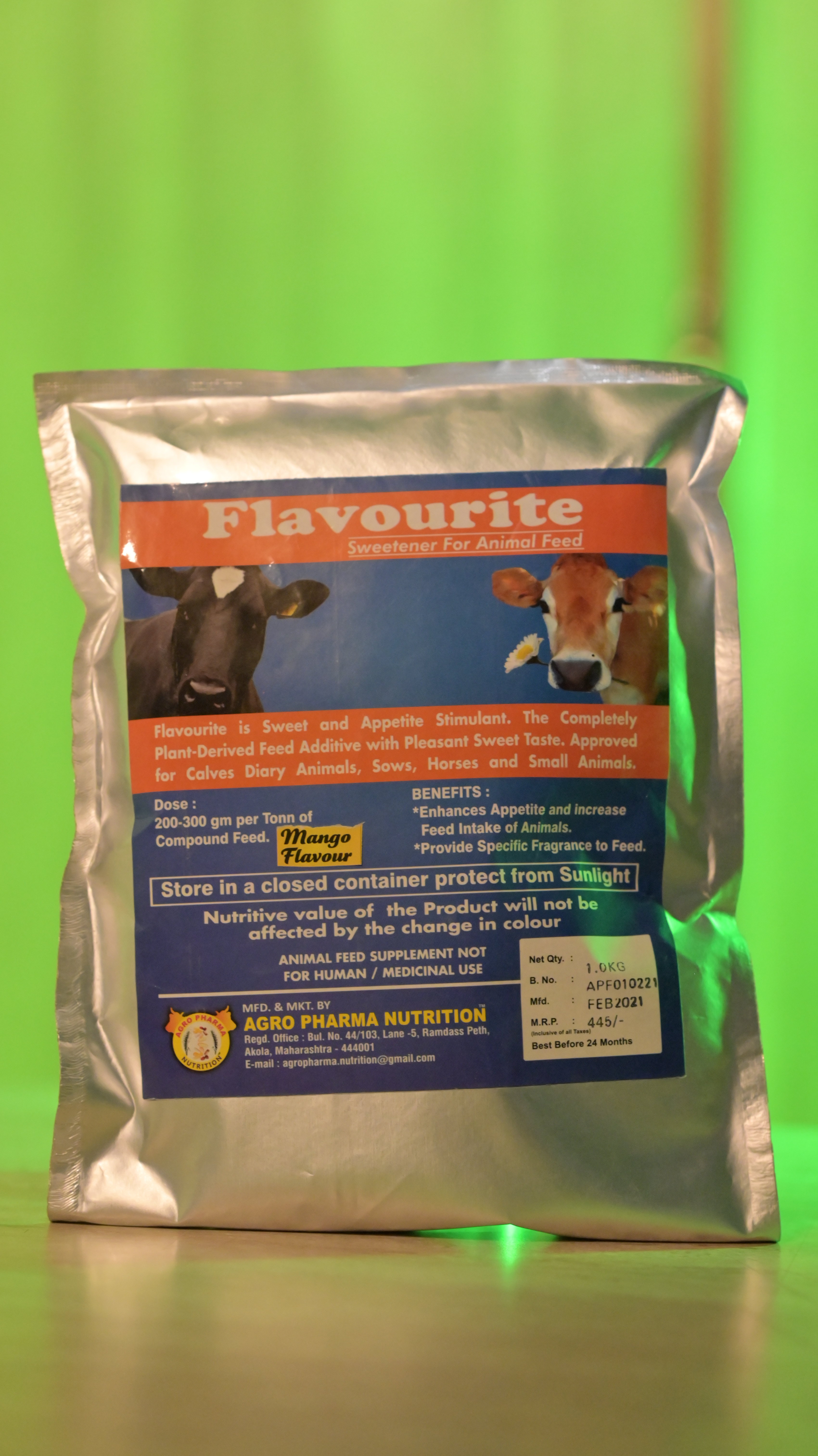 Flavourtie (Vanilla) - Powder Form, 1kg Pack Size | Sweet Smelling, Natural Growth Promotion For Cattle, Swine, Poultry & Aquaculture
