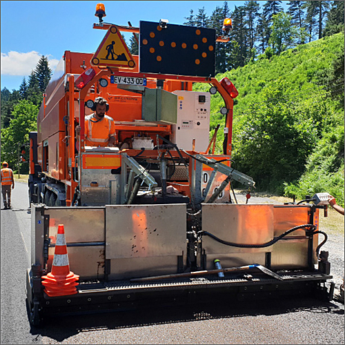 Automatic Crack Treatment Slurry Surfacing Applicator