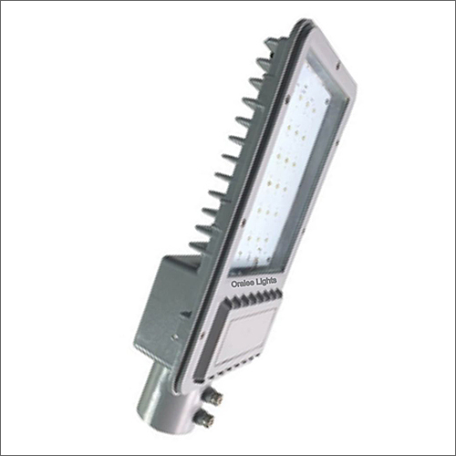 एलईडी स्ट्रीट लाइट