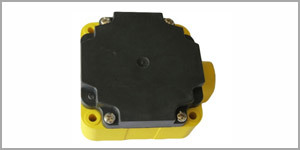 इंडक्टिव प्रॉक्सिमिटी स्विच - Q80-3 वायर-डीसी