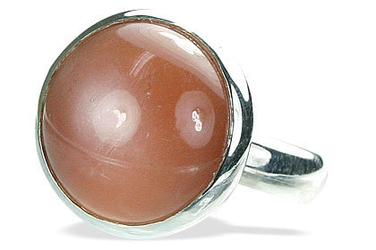 चाँदStone अंगूठी