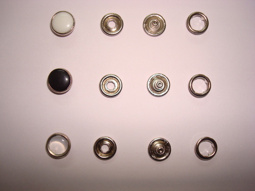 Pearl Sheet Button