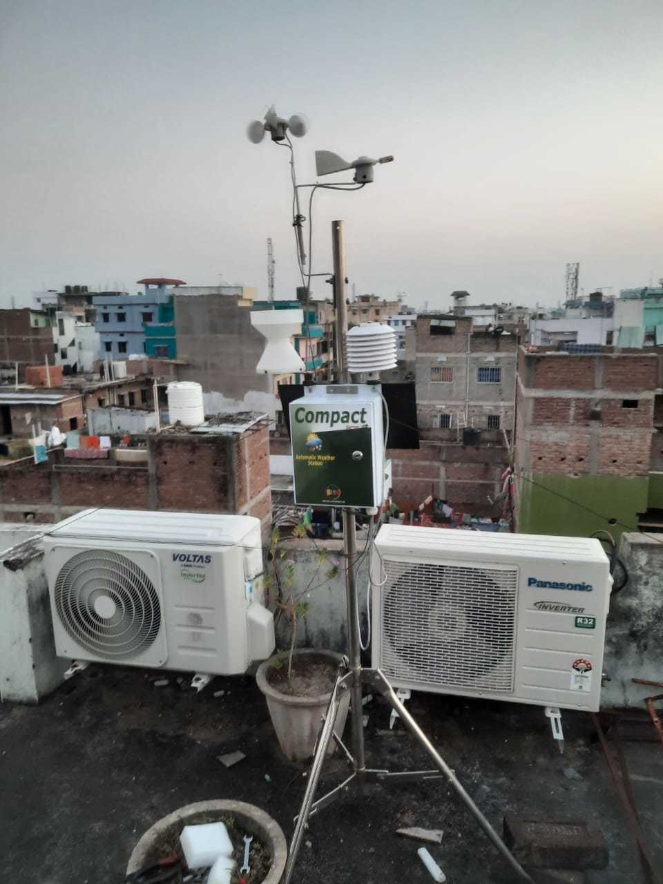 Compact Type Weather Station