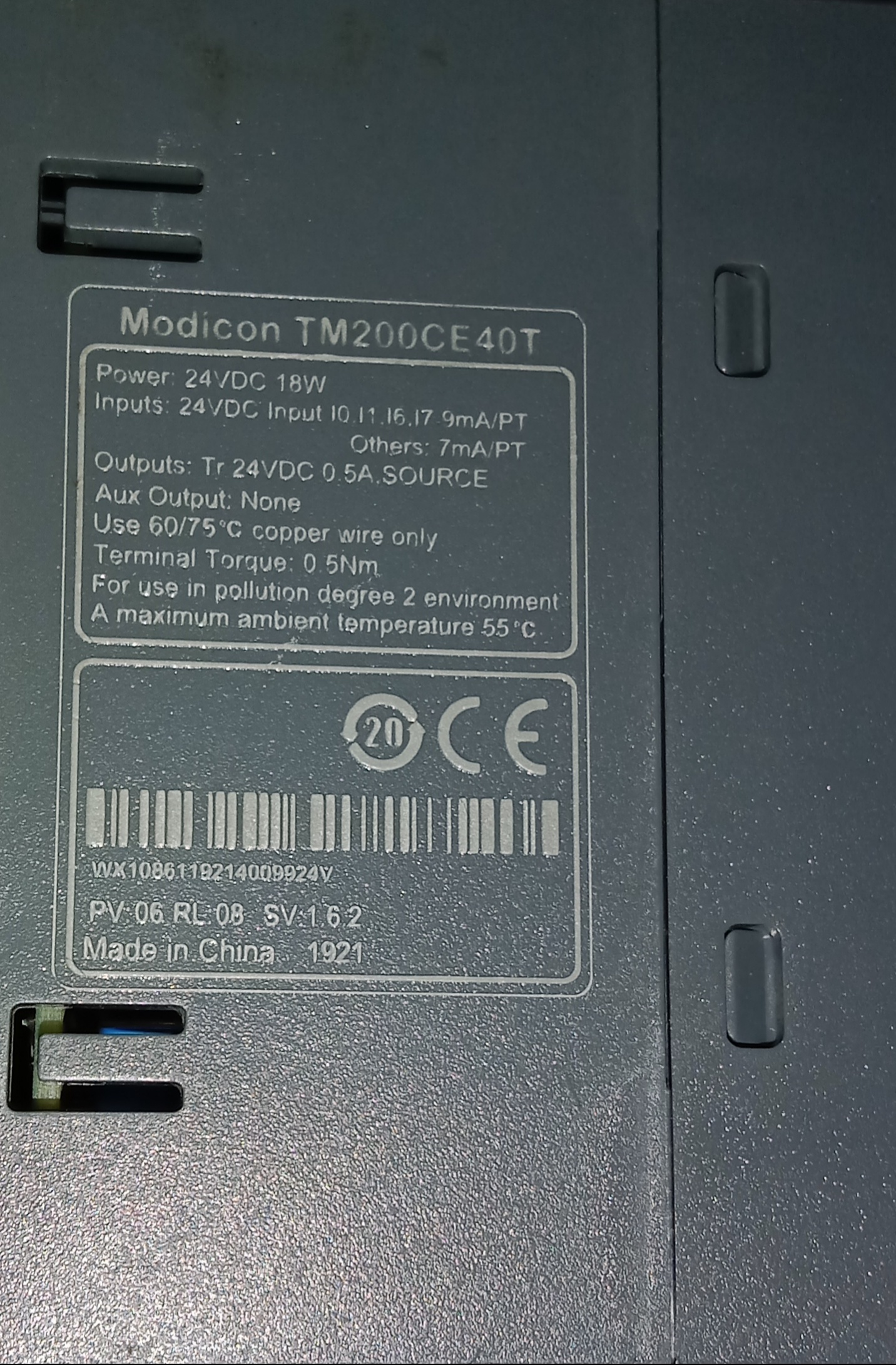 Schneider Logic Controllers Tm200ce40t