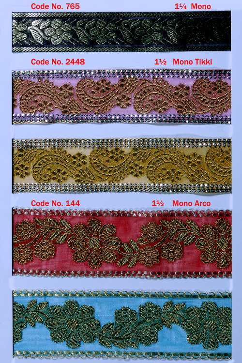 फैंसी लेस निर्माता