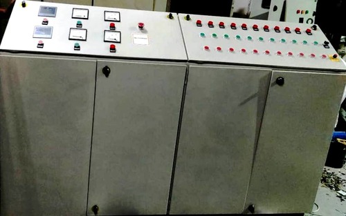 डेस्क और कंट्रोल पैनल