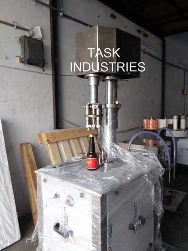 Semi-Automatic Semi Automatic Crown Capping Machine