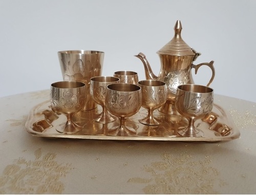 चार चर्च आपूर्तियों का विंटेज ब्रास चर्च कम्यूनियन सेट