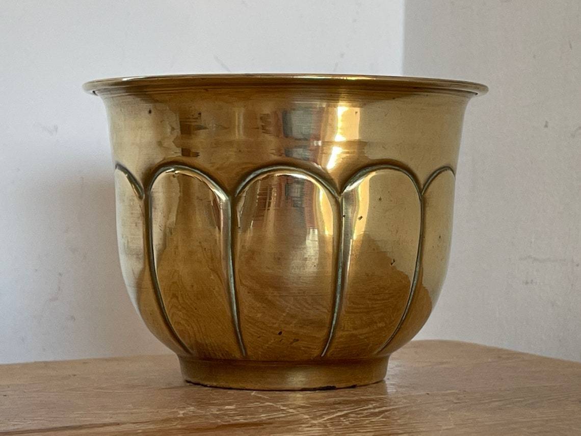 Handmade Brass Planter In Standard Style