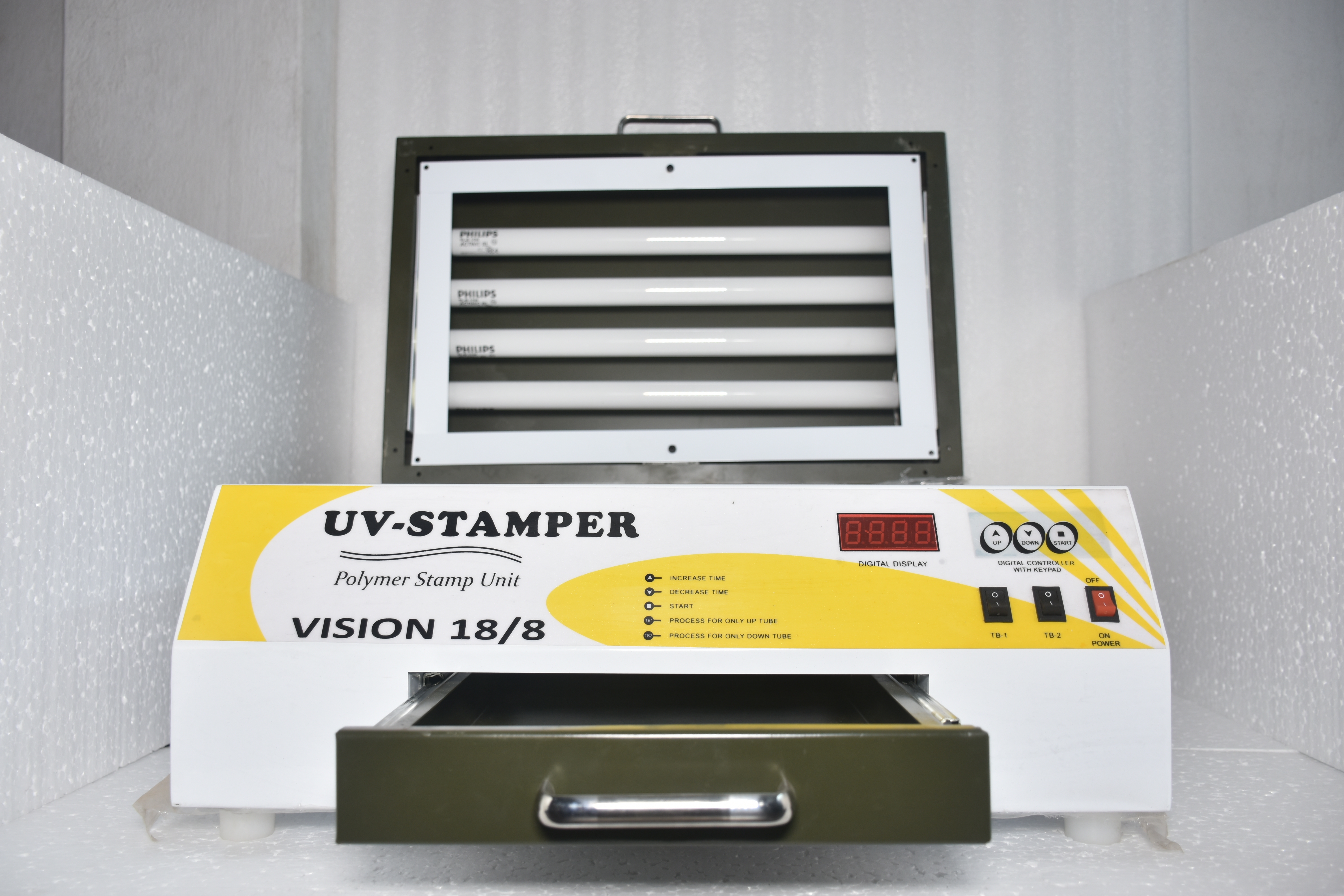 White Color With Shockproof Body Uv Stamper (Vision 18/8)