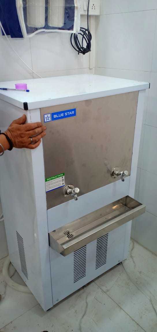 Pc15150a-3t Blue Star Water Cooler Capacity: 150 Liter/day