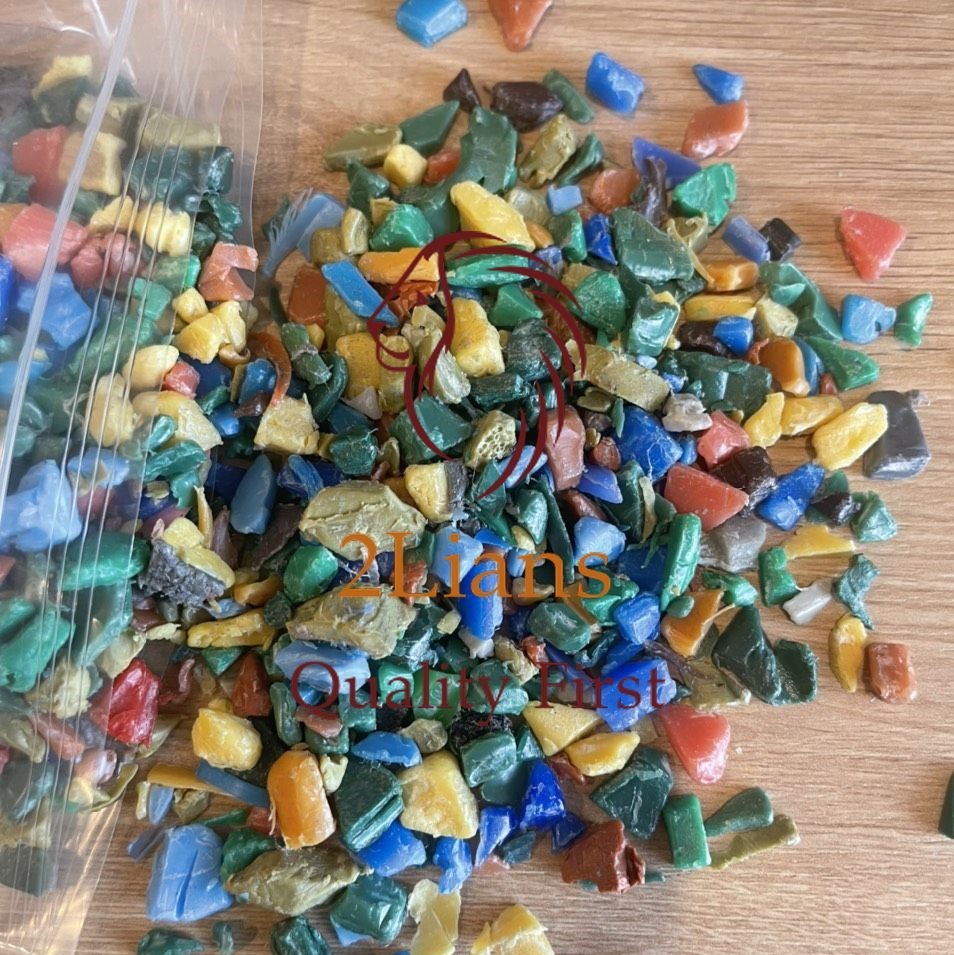 Hdpe Pallet Regrind Plastic Scrap - 20 Tons, Mixed Color Regrind Material For Recycling