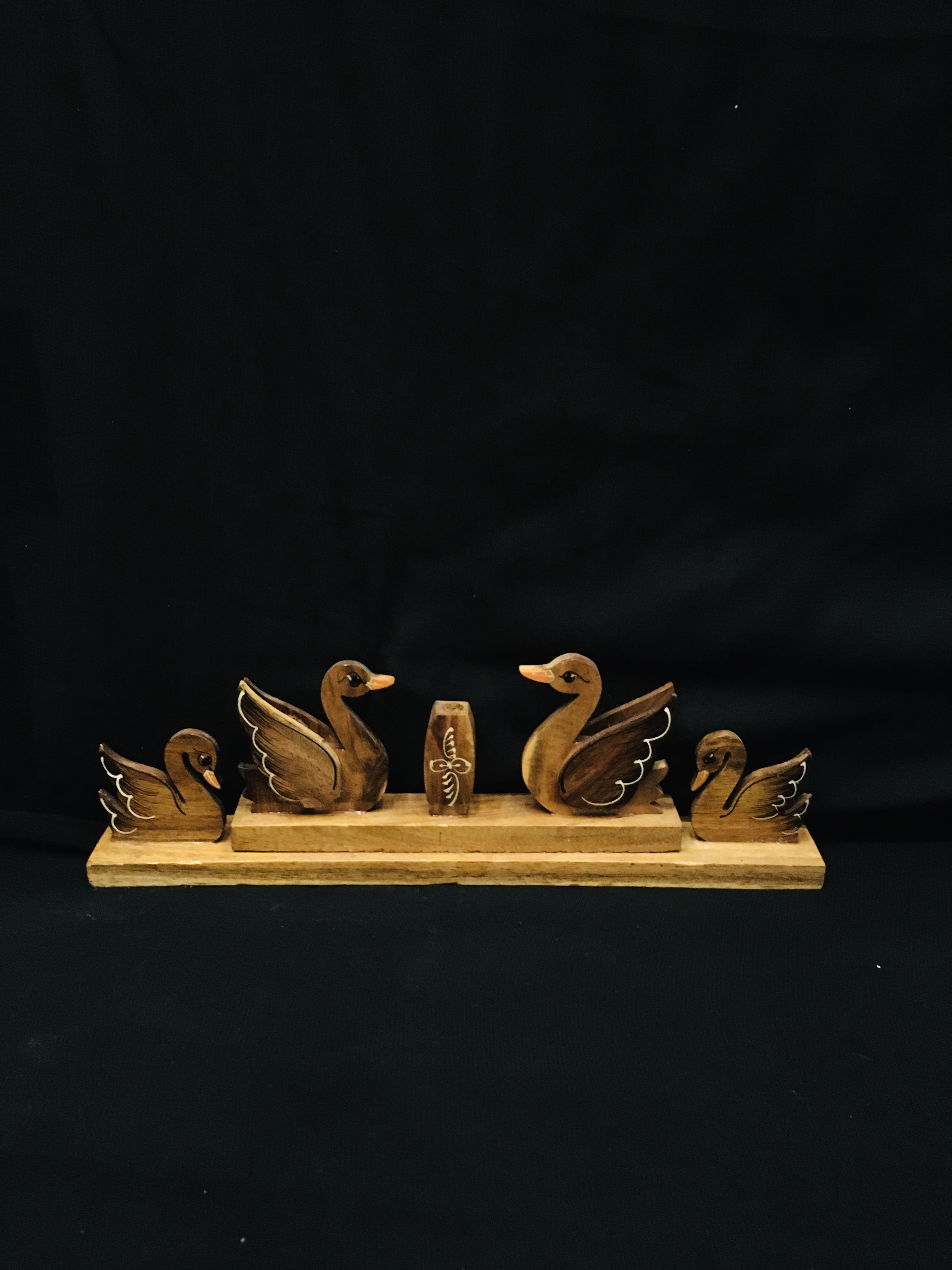 Wood Duck Pen Stand 12 - Wood Material | Elegant Design For Organized Workspace