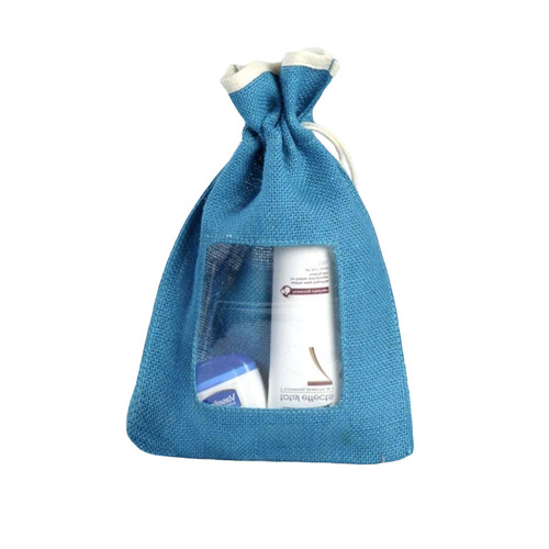 ड्रॉस्ट्रिंग क्लोज़र के साथ सभी रंगों के जूट ज्वेलरी बैग में उपलब्ध