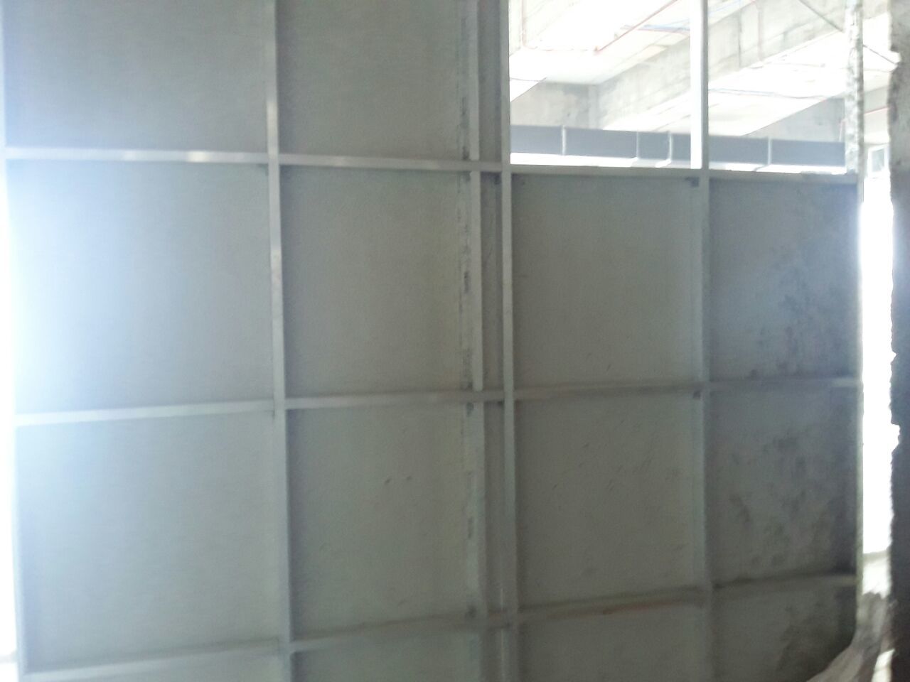 V Board Wall Partition