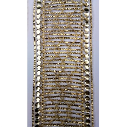 विभिन्न रंगों में उपलब्ध देवी दुपट्टा फीता