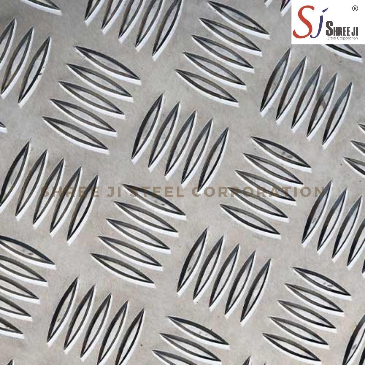 Ms Checkered Plate - Is 2062 Grade, Width 1200-2500mm | Superior Dimensional Accuracy, Extended Functional Life