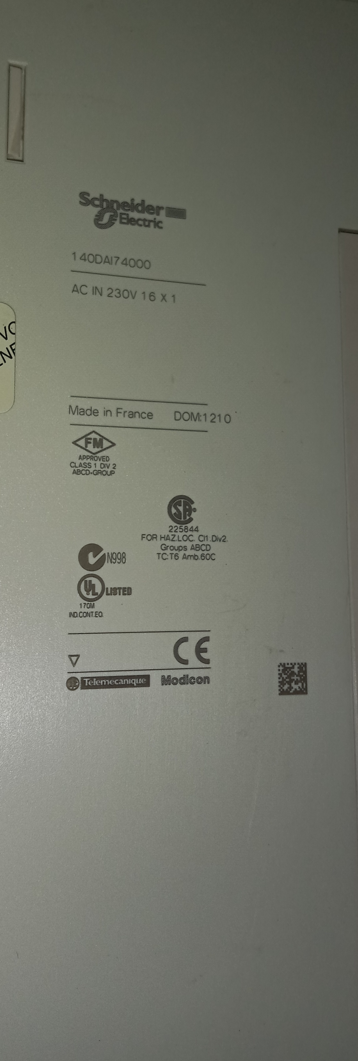 Schenider Input Module 140dai74000