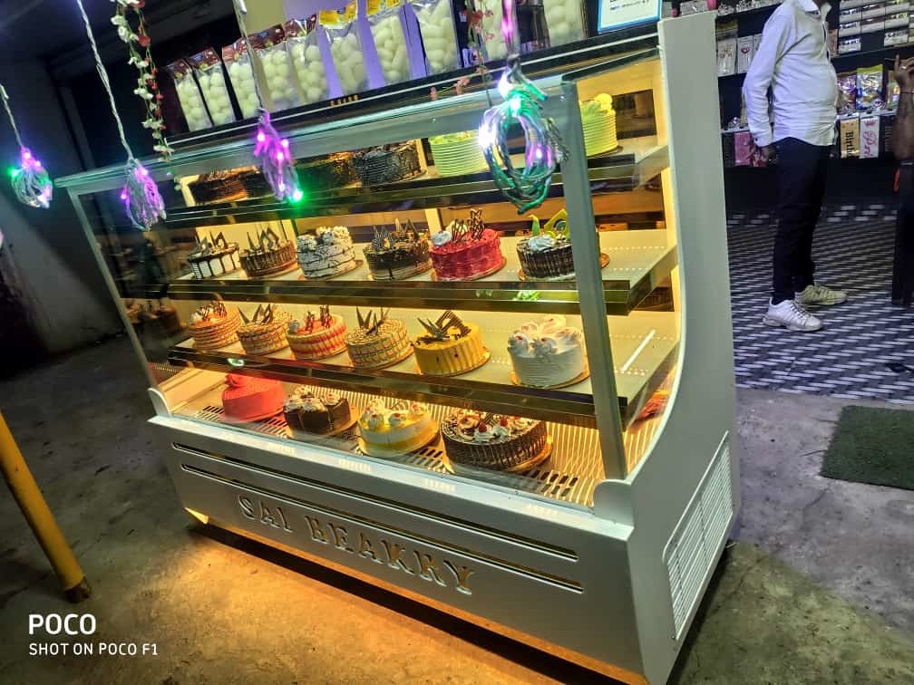 White Ac Cake Display Counter