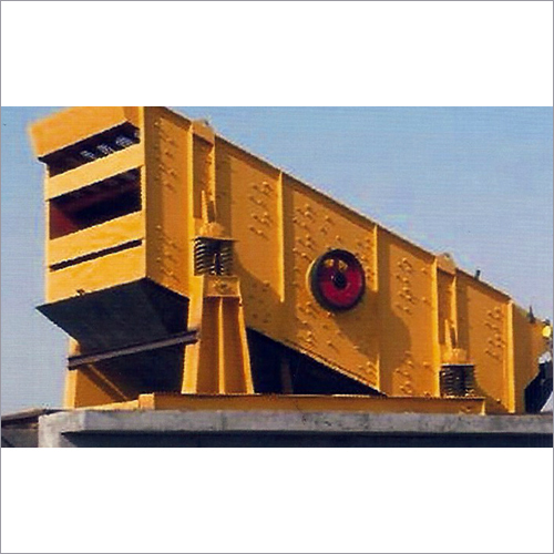 Industrial Vibrating Screen - Mild Steel, 4-15 Feet Length, Rated Capacity 10-100 Ton/Hour | New, Designed for Industrial Applications