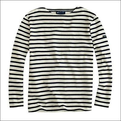 पुरुषों की पूरी बाजू की टी-शर्ट