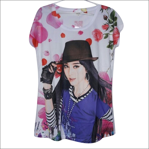 महिलाओं के लिए प्रिंटेड टॉप्स