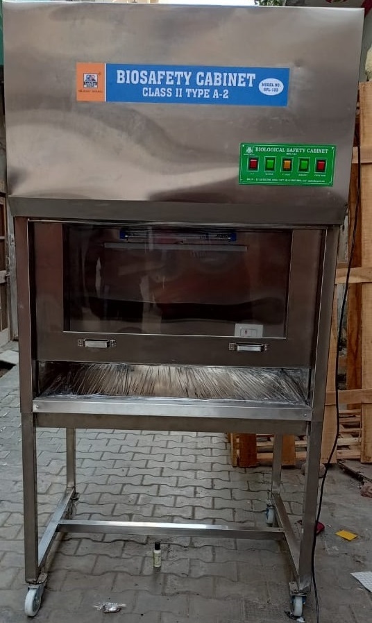 Biosafety Cabinet Equipment Materials: Stainless Steel