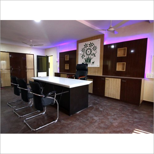 ब्राउन पीवीसी मॉड्यूलर ऑफिस टेबल