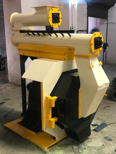 Automatic Poultry Feed Pellet Mill, 2 tph