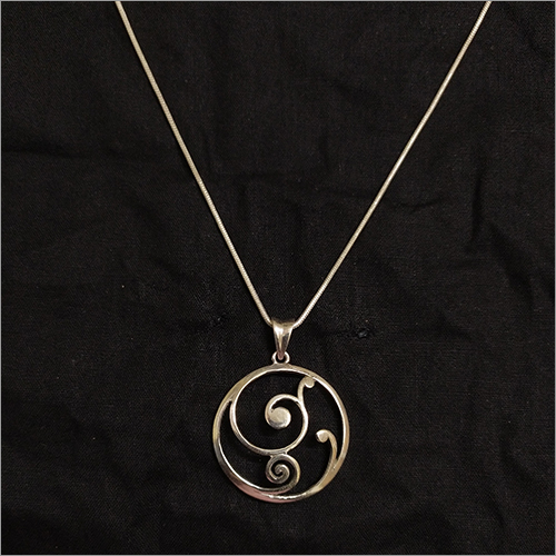 लाइटवेट फैंसी पेंडेंट जेंडर: महिलाएं