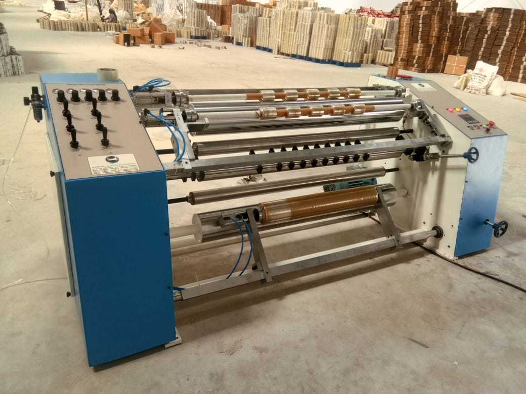 Stretch Film Slitting & Rewinding Machine - 200-400 Meters/minute Speed, 3-5 Hp Power | 2 Ton/day Capacity, 1500 Mm Max Width, Automatic Operation, Compact Design, 3-year Warranty