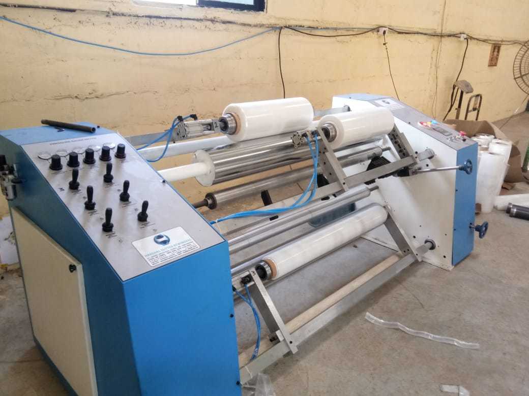 Stretch Film Slitting & Rewinding Machine - 200-400 Meters/minute Speed, 3-5 Hp Power | 2 Ton/day Capacity, 1500 Mm Max Width, Automatic Operation, Compact Design, 3-year Warranty