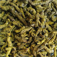 पीली सूखी हल्दी की उंगली