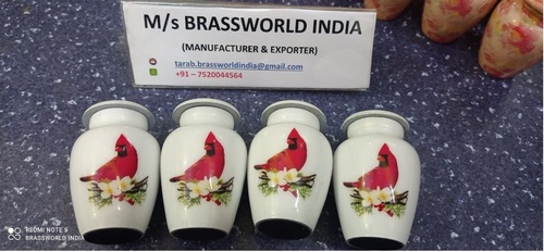 एल्युमीनियम लाल हमिंग बर्ड कीपसेक श्मशान कलश