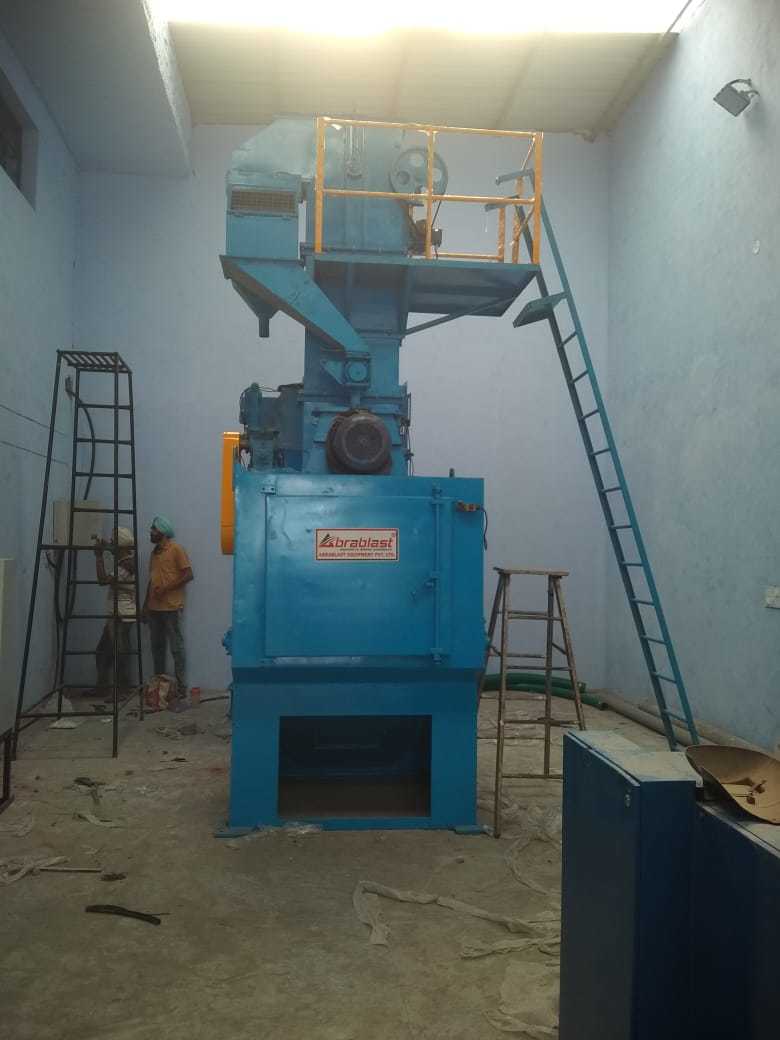 Semi Automatic Tumblast Type Airless Shot Blasting Machine