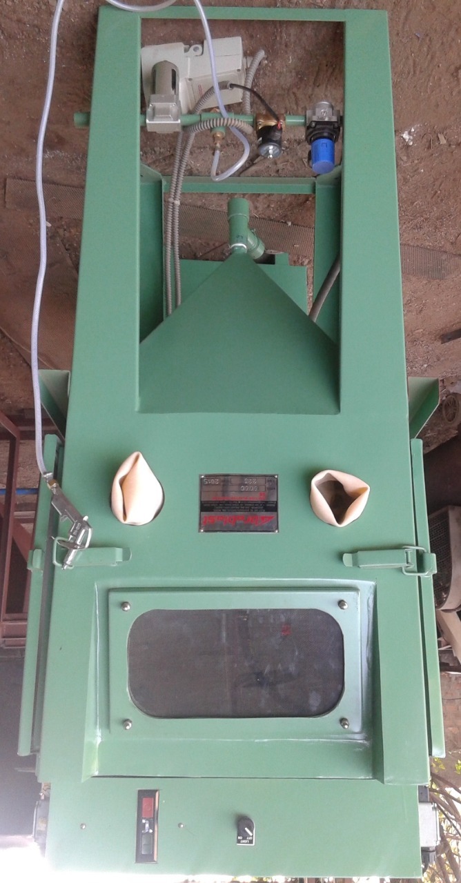 Blue And White Cabinet Type Abrasive Blasting Machine Super Blaster Asb-606060