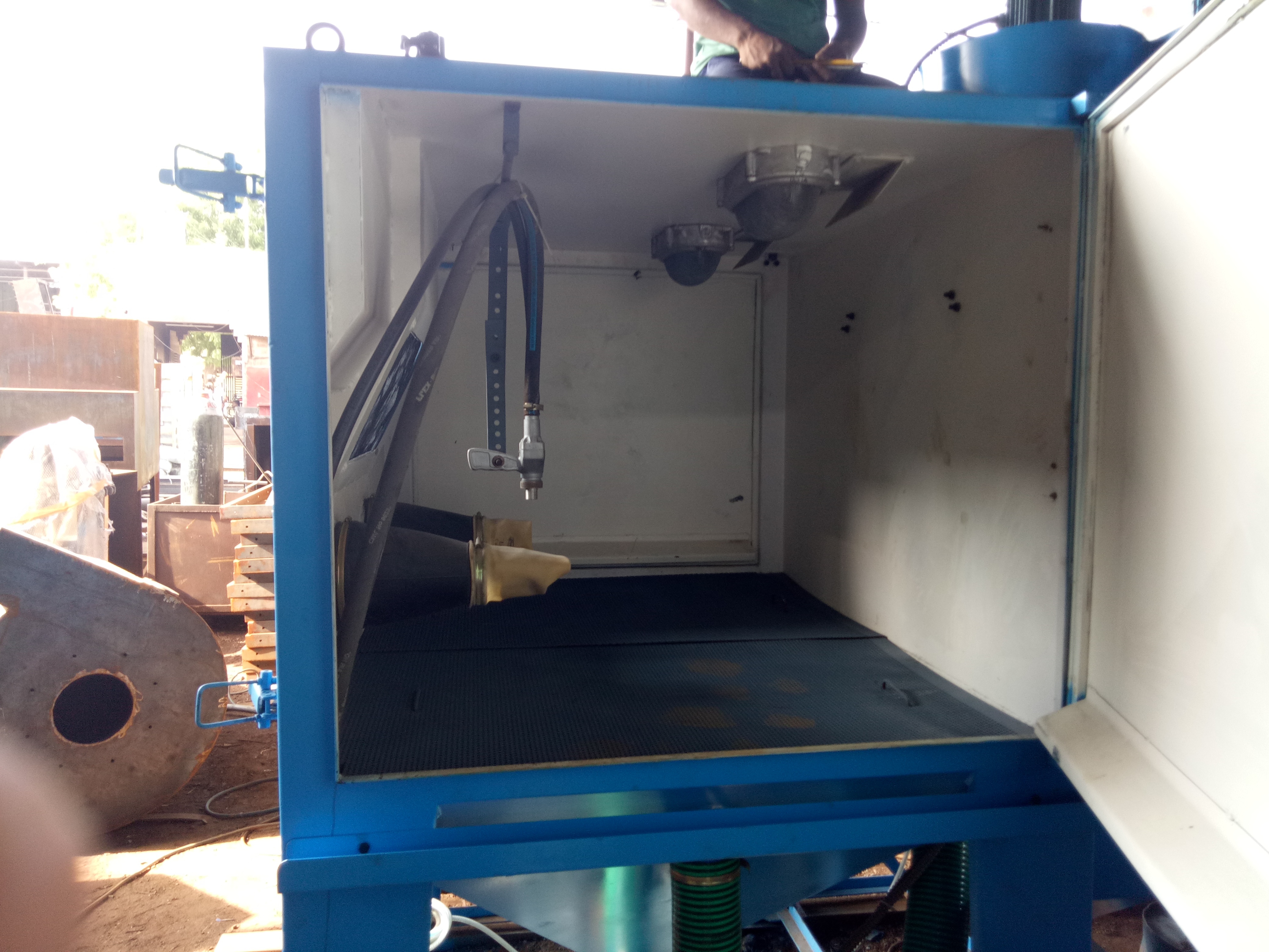 Semi Automatic Cabinet Type Abrasive Blasting Machine Super Blaster Asb-12090