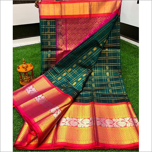 मल्टीकलर एथनिक कांची पट्टू बॉर्डर साड़ी