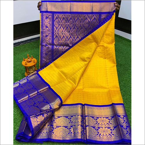 अलग-अलग रंगों में उपलब्ध मॉडर्न कांची पट्टू बॉर्डर साड़ी