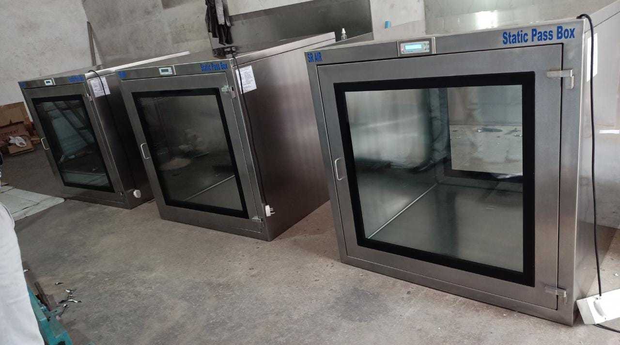 Stainless Steel Static Hatch Box - 304-ss, 50 Kg Capacity, Silver Finish | 240 Volt Power, Clean Room Equipment, 1 Year Warranty