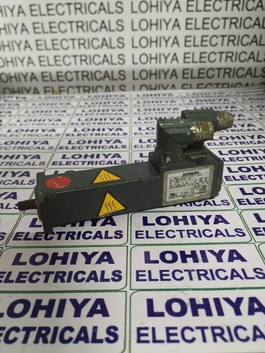 सीमेंस 1FK7015-5AK71-1JA3 सर्वो मोटर