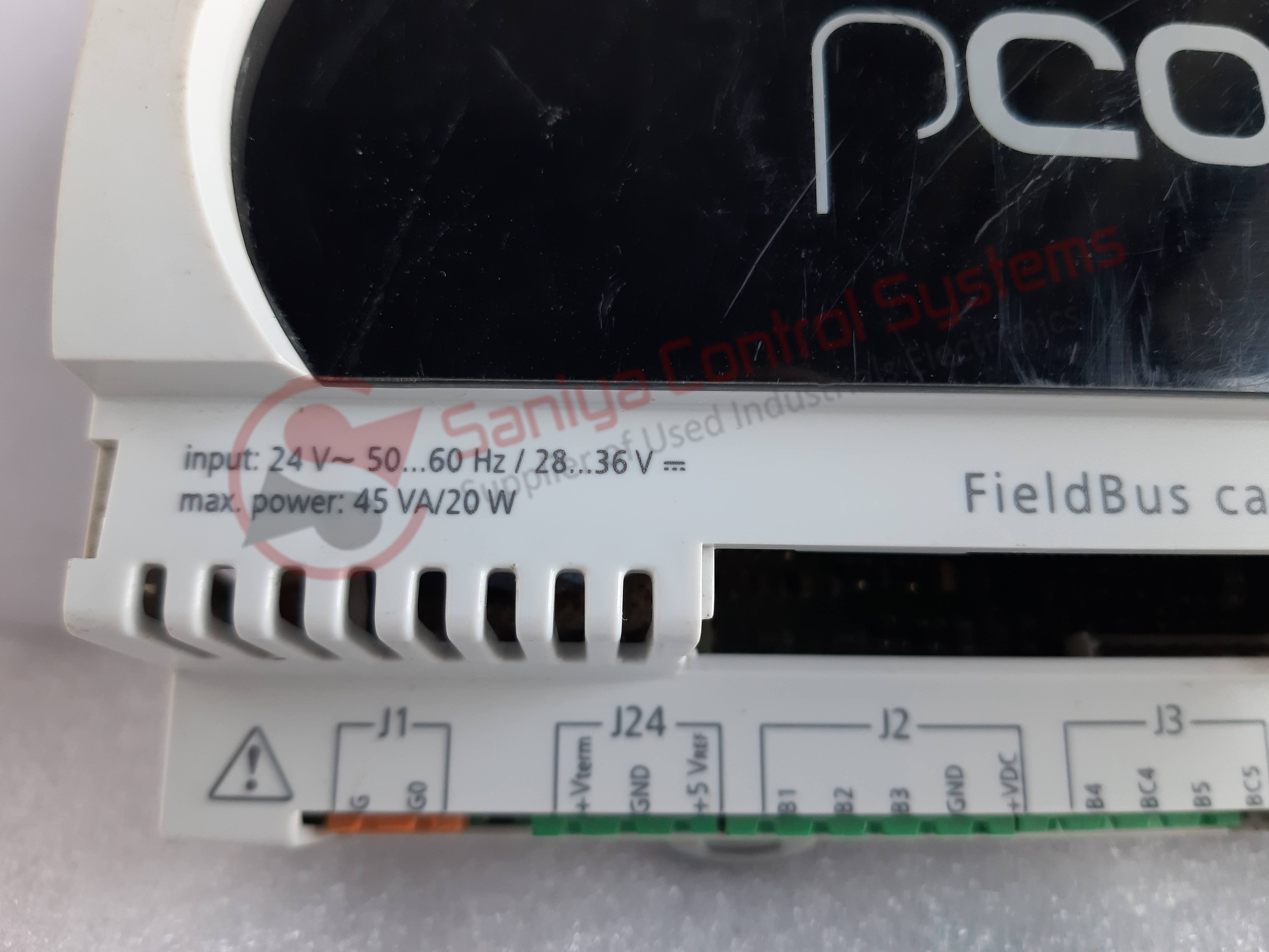 White Carel Pc050000u0cs0 Controller