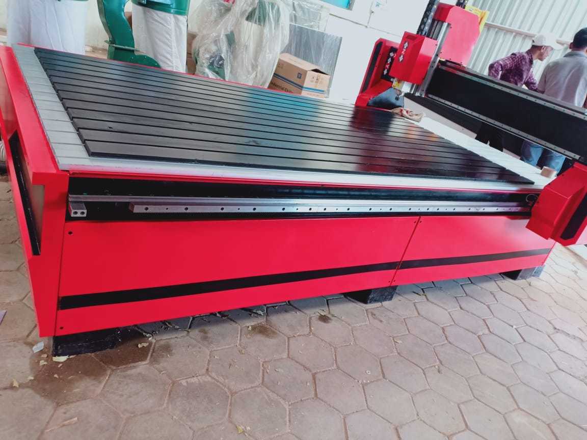 Cnc Router Wr13.25 - Mild Steel, 1300mm X 2500mm Working Area | 3.5kw-6kw Spindle, Air Cooling, 220-380v Input