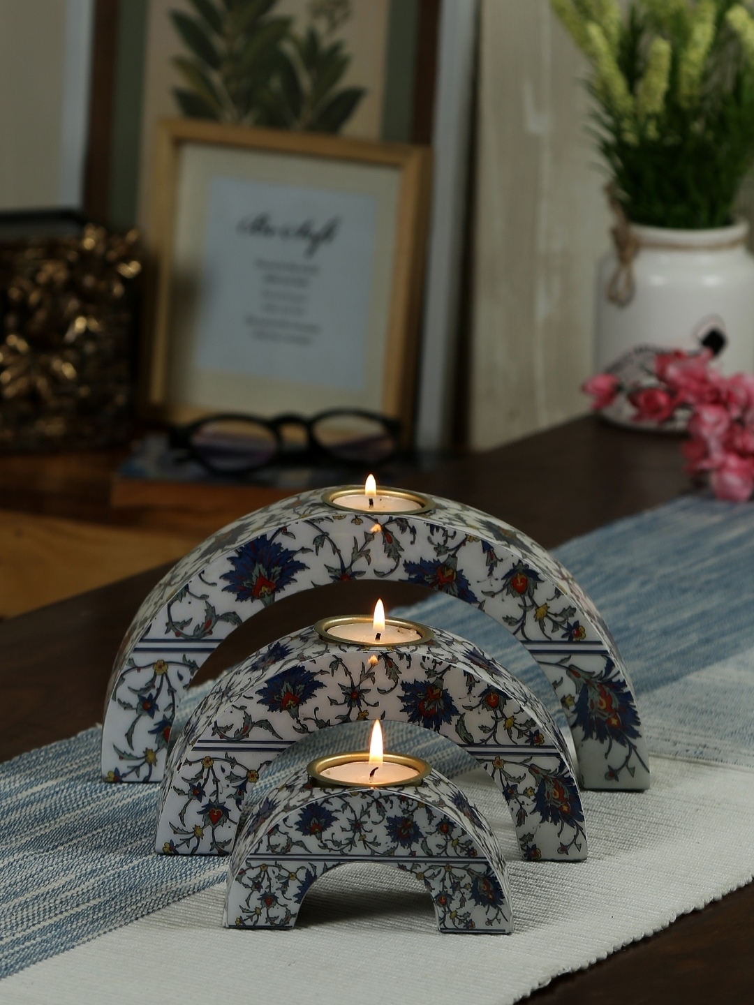Leaf Engraved White Rainbow Candle Holder Set Of Three