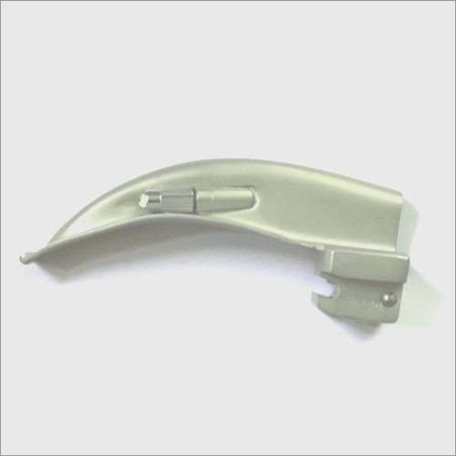 स्टील लेरिंजोस्कोप मैक ब्लेड