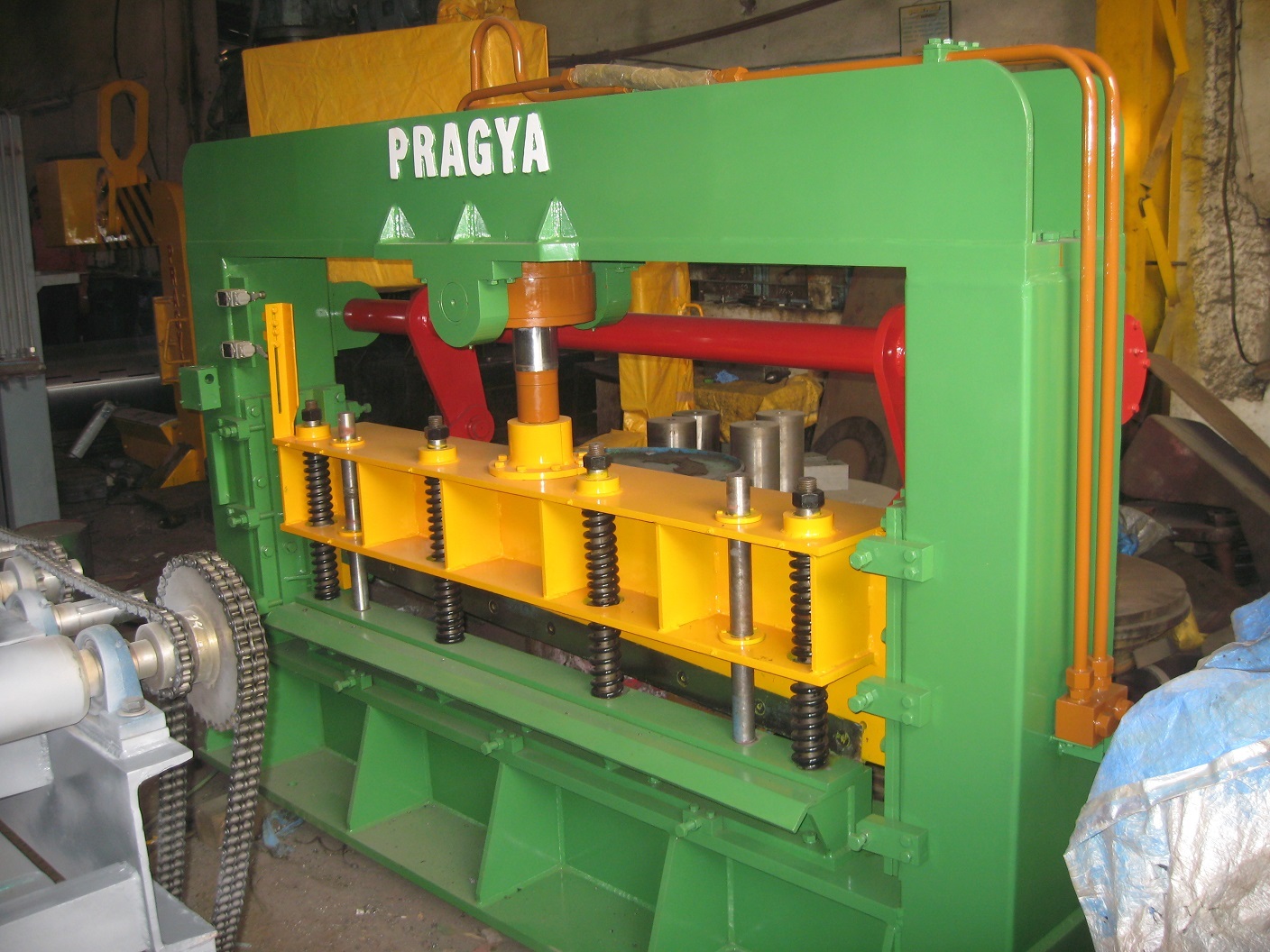 Hydraulic Shear I - Color: Yellow And Black Strips