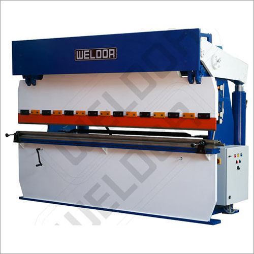 White & Blue Industrial Hydraulic Press Brake Machine